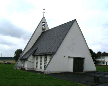 Die Kirche von Niederweyer